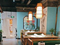 -偶屋里钵少爷(时代广场店)