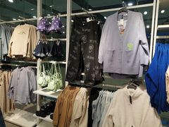 -H&M(华润万象城店)