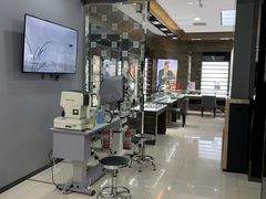 -宝岛眼镜(长沙侯家塘店)
