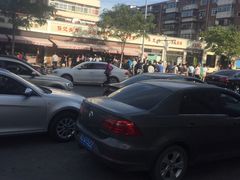 -老六素货(王顶堤店)