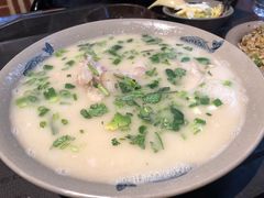-峨嵋小镇·川菜(勒泰中心店)