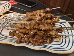 -许哥东北烧烤·铁丳烤串·宫后夹肉(繁花中心店)