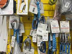 -问山MountQuest攀岩馆