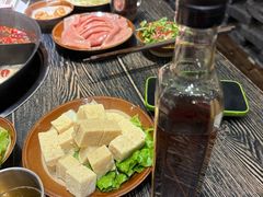 -冯校长老火锅(中联广场店)