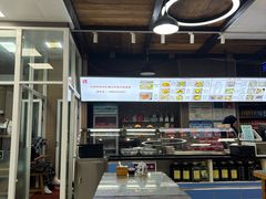 -陇上全荟兰州传统牛肉面(延吉路店)