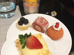 莓果什锦泡芙-顺德美的万豪酒店·自助餐·贡厨