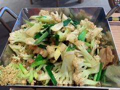 -川堂风·跷脚牛肉·乐山爆炒(宝山日月光店)