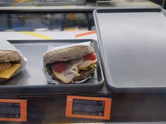 -星巴克臻选(威海威高广场店)