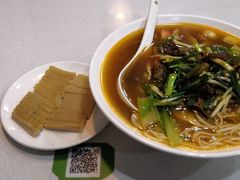 -二扁私房面馆(崂山路店)