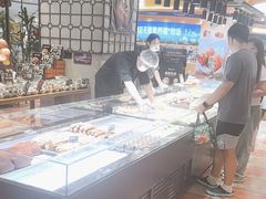 -红跑车(滨湖银泰店)
