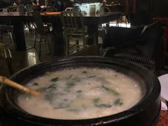 石锅沸腾牛蛙饭-绿茶餐厅(华联万柳店)