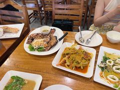 -两兄弟Song Pee Nong(2号店)