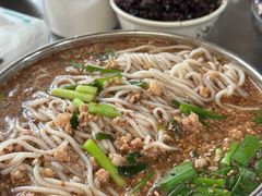 -正宗杨记普洱酸醋米线(总店)