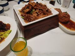 -梅飞酒家(名辉豪庭店)