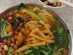 -红鼻子桂林米粉(金唐新光界店)