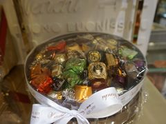 -VENCHI 闻绮(北京国贸商城店)