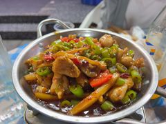 -老街烧烤大排档·地道湖北菜·龙虾馆(汉口火车站店)