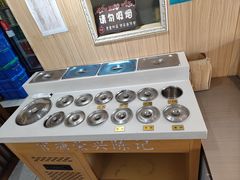 -官塘陈记鱼生·潮汕砂锅粥·牛肉火锅(潮枫路总店)