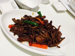 -国际青年会议酒店-苏莱斯餐厅