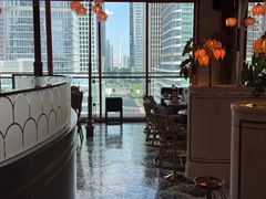 -福楼毕斯罗F Bistronome(国贸商城约会地标景观店)