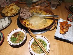 -洱火云南酸菜牛肉火锅(石景山当代商城店)