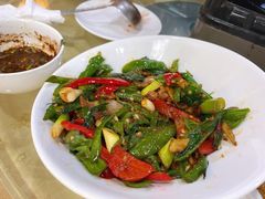 辣椒炒肉-贵州人家·酸汤火锅·20年老字号