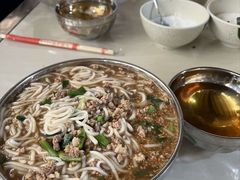 -正宗杨记普洱酸醋米线(总店)