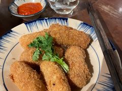 -Cuc Gach Quan Restaurant