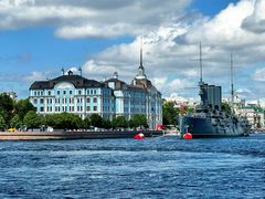 -阿芙乐尔号巡洋舰