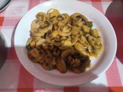 -洪霞餐馆·川菜·鲜货现炒(两江春城店)