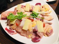 自养走地鸡-甲大帅·甲鱼·椰子鸡主题餐厅(唐家店)