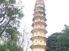 -三塔倒影公园