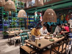 大堂-浩源美食·椰子鸡