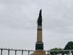 -人民防洪胜利纪念塔