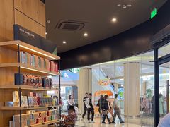 -星巴克(南京鼓楼吾悦广场店)