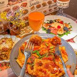 恭喜万象城拥有加菲猫同款千层意面…