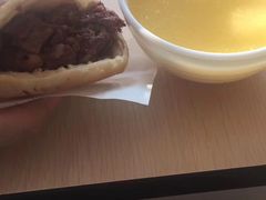 -闫家驴肉老店(华电一校店)