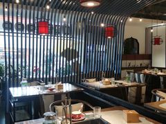 -尚尚仙·酸汤猪手·猪肚鸡火锅(华联万柳购物中心店)