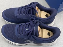 -SKECHERS 斯凯奇(上海国际时尚中心店)