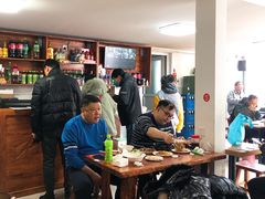 大堂-宝瑞门钉肉饼店