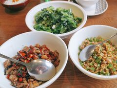 -湘力力小院·鱼汤泡饭(枫林路店)