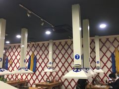 -欢乐牧人蒙古炭烤羊腿(四平路店)