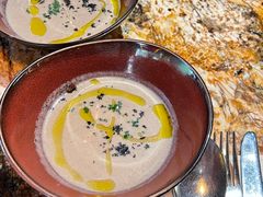 牛肝菌奶油蘑菇汤-BROWNSTONE布朗石西班牙餐厅(富城店)