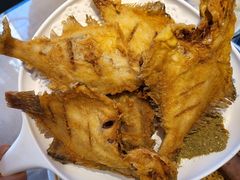 -小船渔村·大连菜(新华街店)