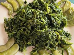 -华龙特色大骨鸡农家菜馆