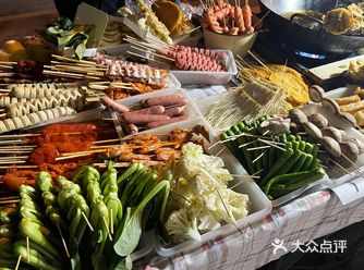 在2021年的最后一天终于打卡了老奶奶炸串啦～