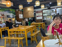 大堂-饭饱香土碗菜(新科店)