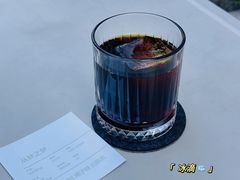 -彳亍咖啡·这里(水湾路店)