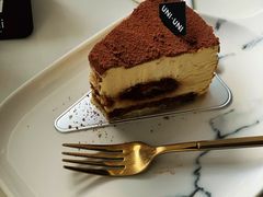 -UNI UNI(环亚凯瑟琳店)