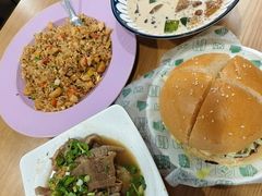 -繁仔牛杂(石排店)